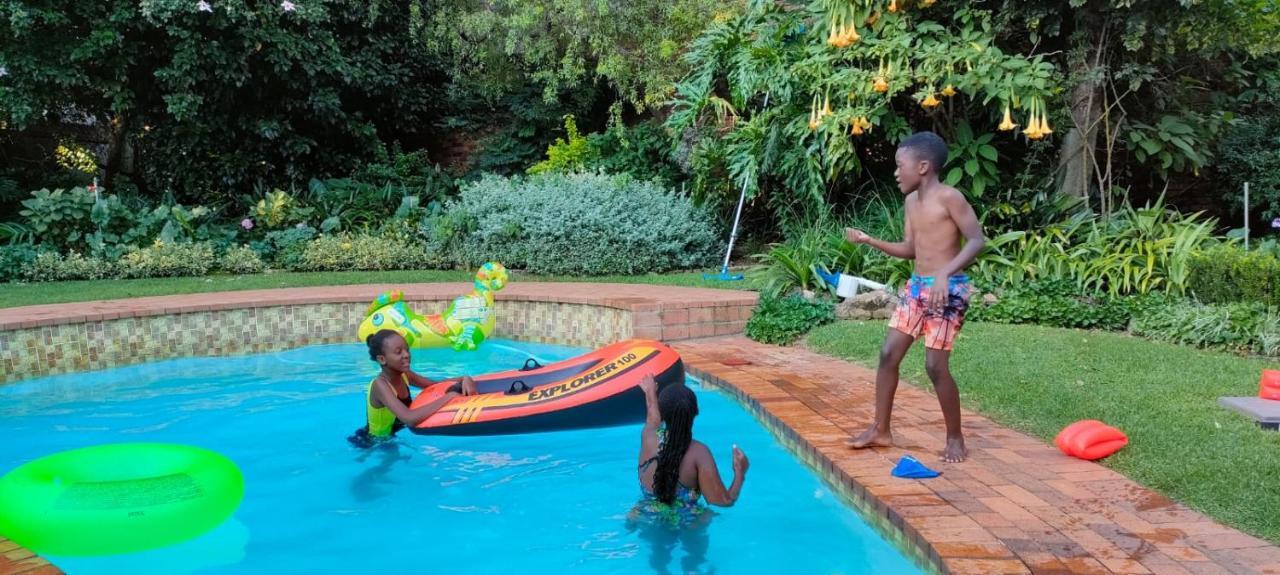 Libra Lodge Sandton Dış mekan fotoğraf